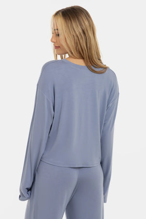 Miękki crop top ciążowy z długim rękawem z modalu – pastelowy niebieski