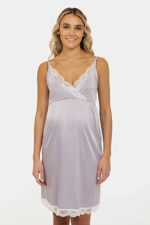 Satynowa koszula nocna ciążowa i do karmienia - jasnofioletowa