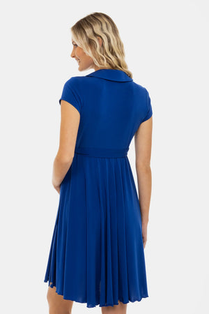 Zwiewna sukienka ciążowa i do karmienia kopertowa – niebieska