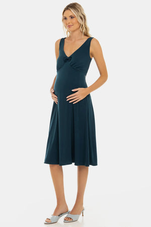 Zwiewna sukienka ciążowa z marszczeniami i kokardą - turkusowa