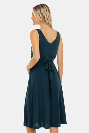 Zwiewna sukienka ciążowa z marszczeniami i kokardą - turkusowa