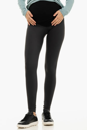 Szare legginsy ciążowe z puszystego materiału z organiczną bawełną