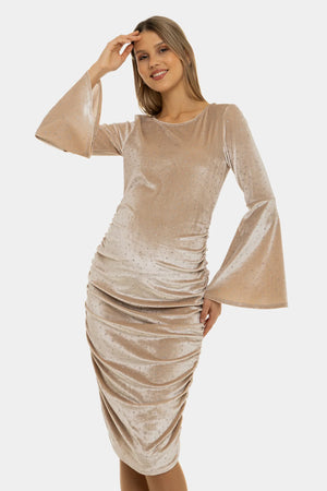 Błyszcząca welurowa sukienka z marszczeniami - beżowa