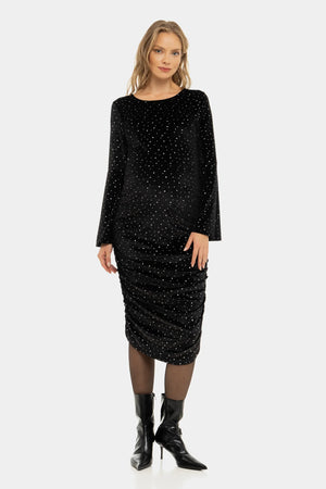 Błyszcząca welurowa sukienka z marszczeniami - czarna