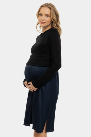 Granatowa satynowa sukienka z swetrem ciążowa i do karmienia