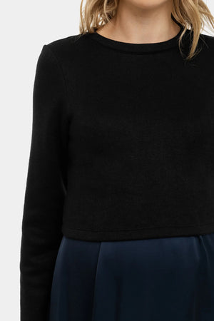 Granatowa satynowa sukienka z swetrem ciążowa i do karmienia