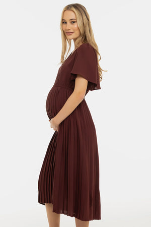 Plisowana elegancka sukienka ciążowa – brązowa