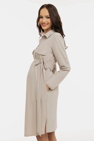 Еластична рокля с яка за бременни и кърмещи - бежова