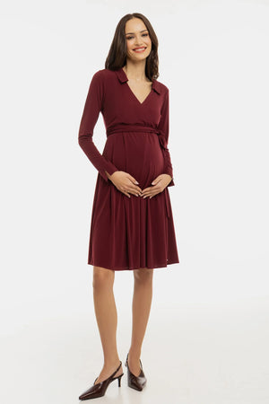 Zwiewna sukienka ciążowa i do karmienia z kopertowym przodem – bordowa