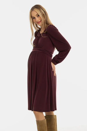 Elegancka sukienka ciążowa z marszczeniami - bordowa