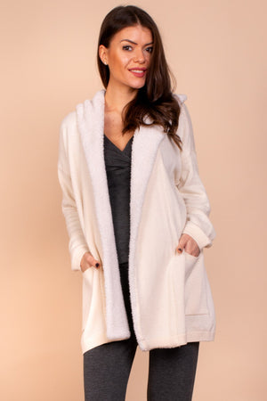 Dwuczęściowy zestaw piżamowy ciążowy i do karmienia.