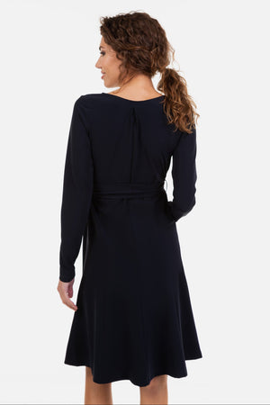 Rozkloszowana sukienka ciążowa i do karmienia - granatowa