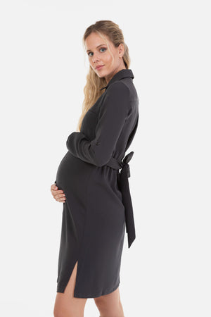 Sukienka koszulowa ciążowa i do karmienia z fakturowanego materiału – szara
