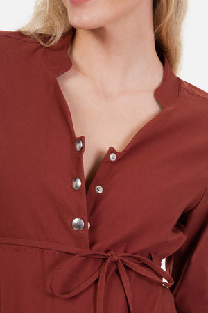 Elastyczna sukienka ciążowa i do karmienia - brązowa