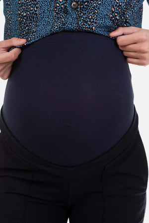 Granatowe spodnie ciążowe z kantem i talią z organicznej bawełny