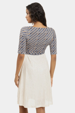 Błyszcząca sukienka ciążowa i do karmienia