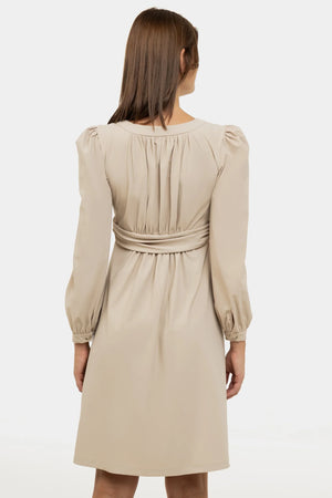 Sukienka ciążowa z marszczeniami - beżowa